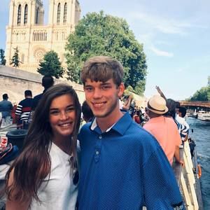 Meet your Posher, Caroline